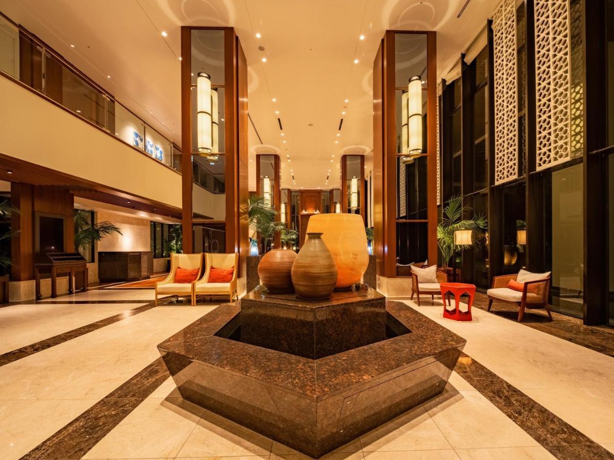 Hotel Hyatt Regency Naha, Okinawa Exterior foto The lobby of the hotel