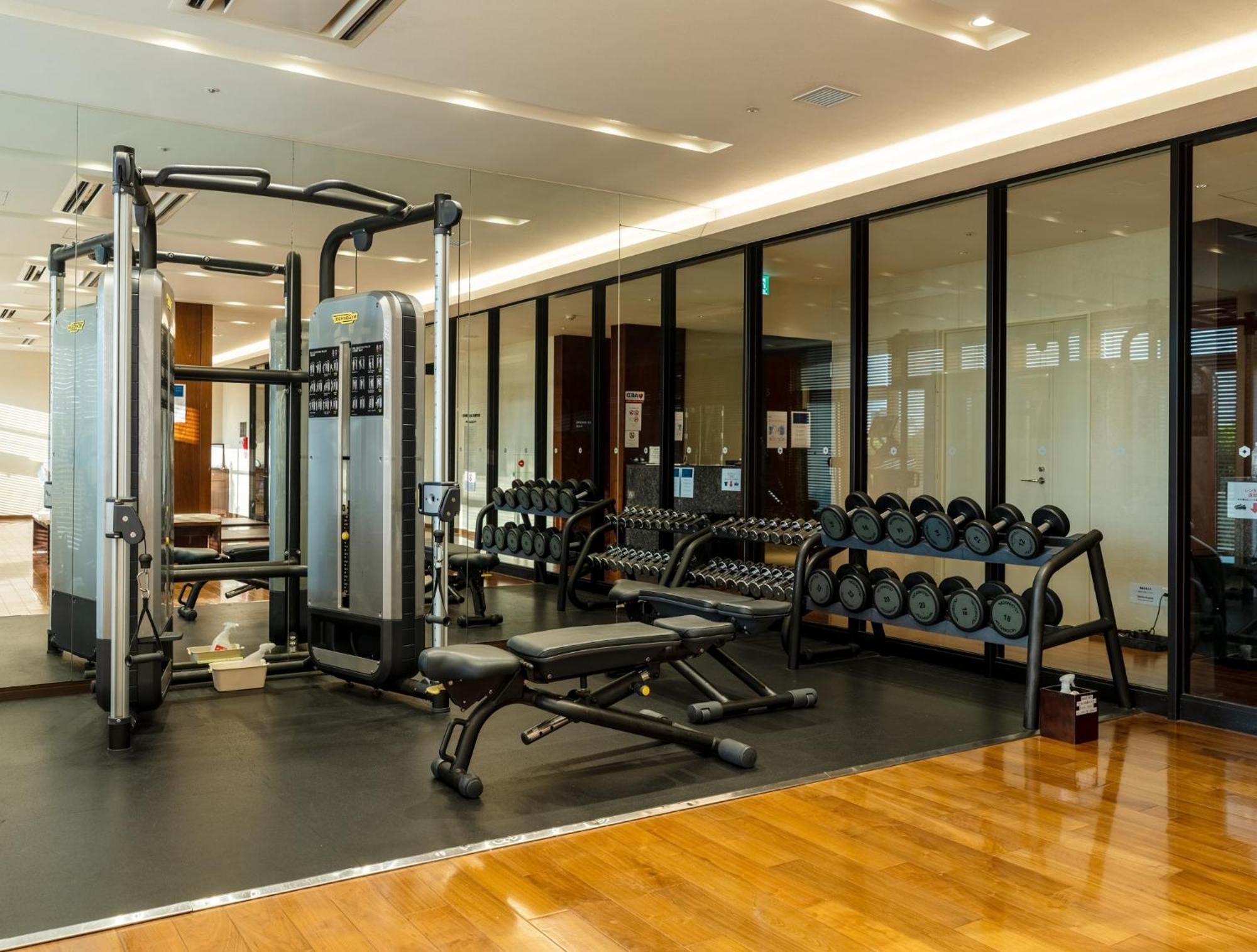 Hotel Hyatt Regency Naha, Okinawa Exterior foto A gym at a hotel