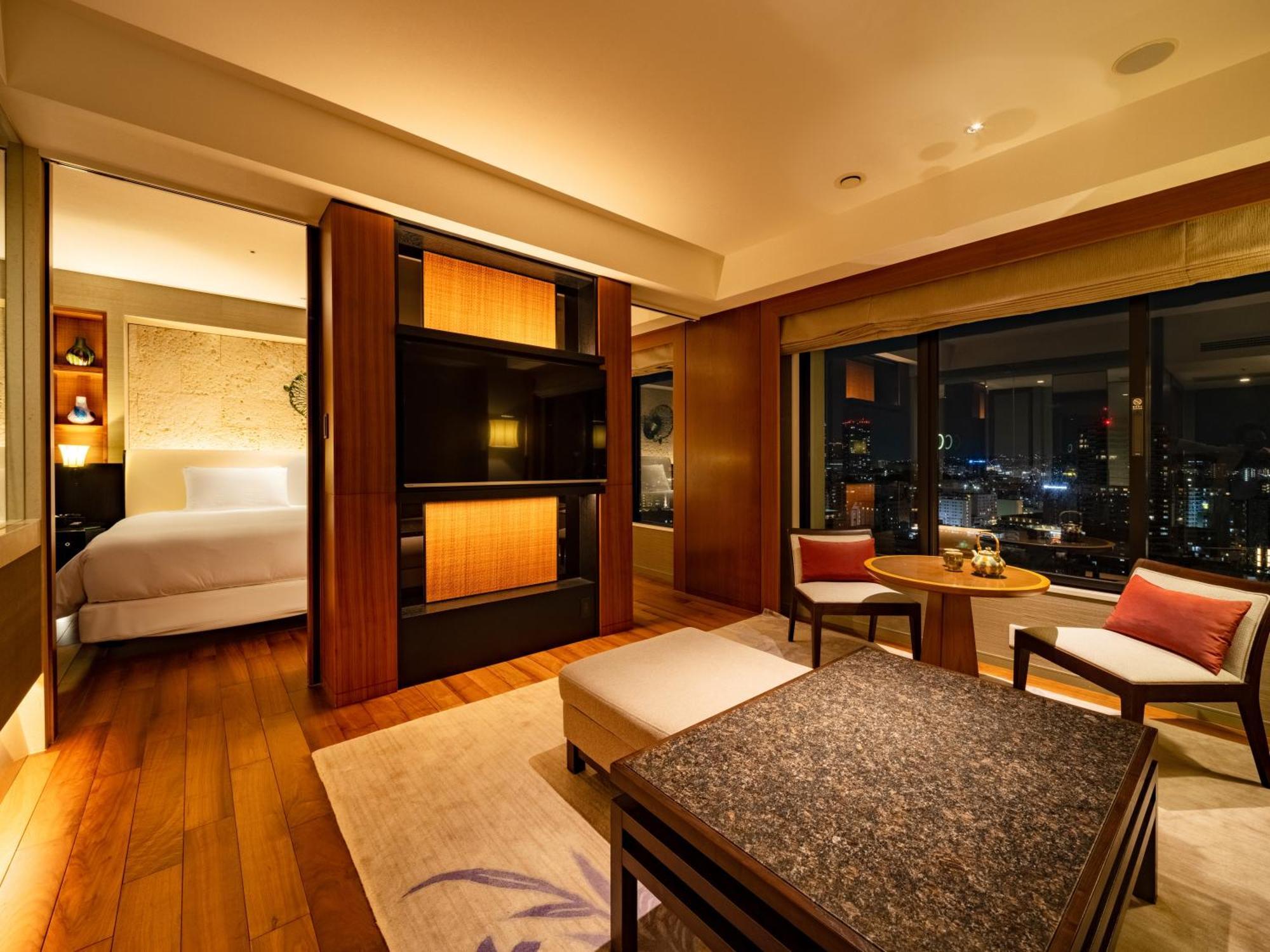 Hotel Hyatt Regency Naha, Okinawa Exterior foto A suite at the hotel